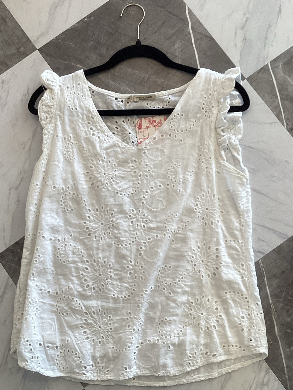 Women’s White Eyelet Ruffle Sleeve Blouse